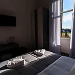 Julia Luxury Vendégház