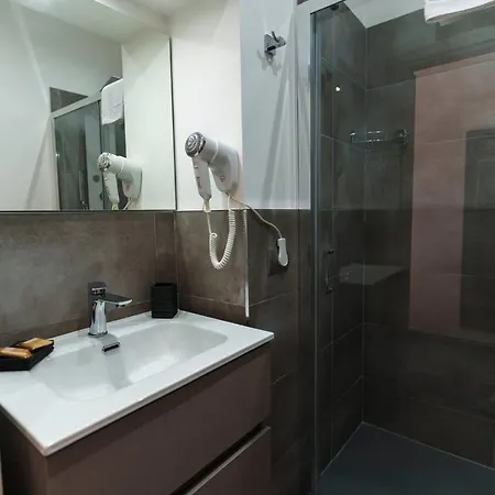 招待所 Julia Luxury