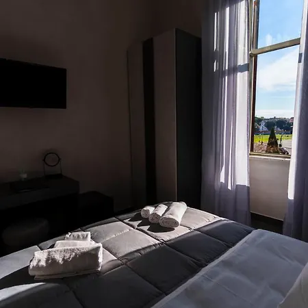 Julia Luxury Gasthuis