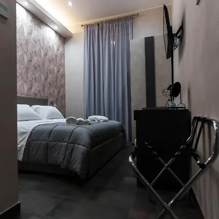 Julia Luxury